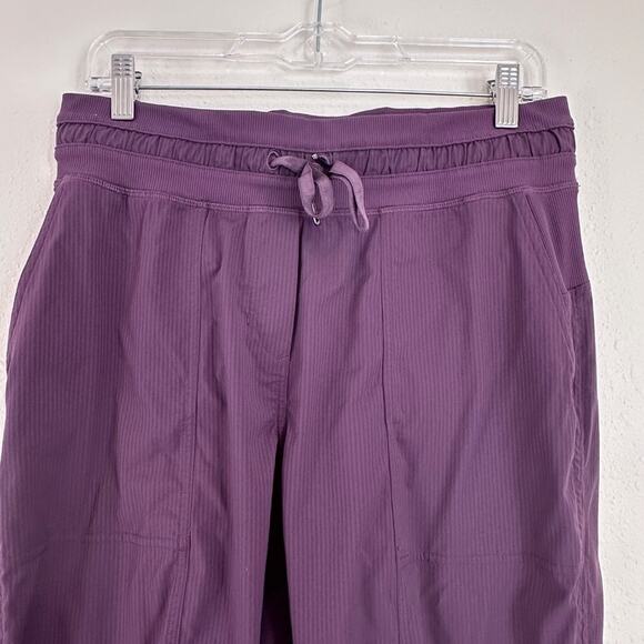 Lululemon Dance Studio Mid-Rise Cropped Pant, Grape Thistle, Size 8 - Picture 5 of 9